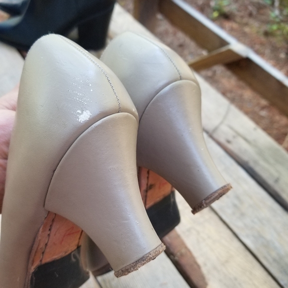 Size 9 Dance Shoes Capezio Ballet Ladies Leather Grey - Picture 8 of 9